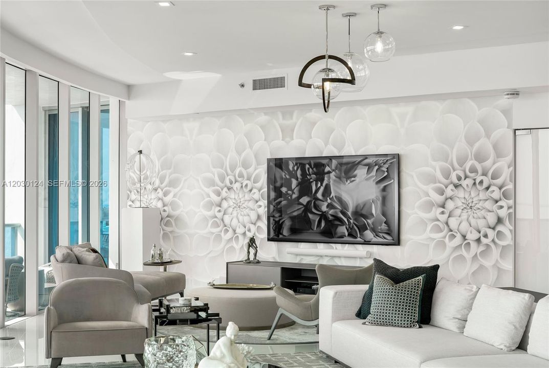 Active With Contract: $26,000 (3 beds, 3 baths, 2959 Square Feet)