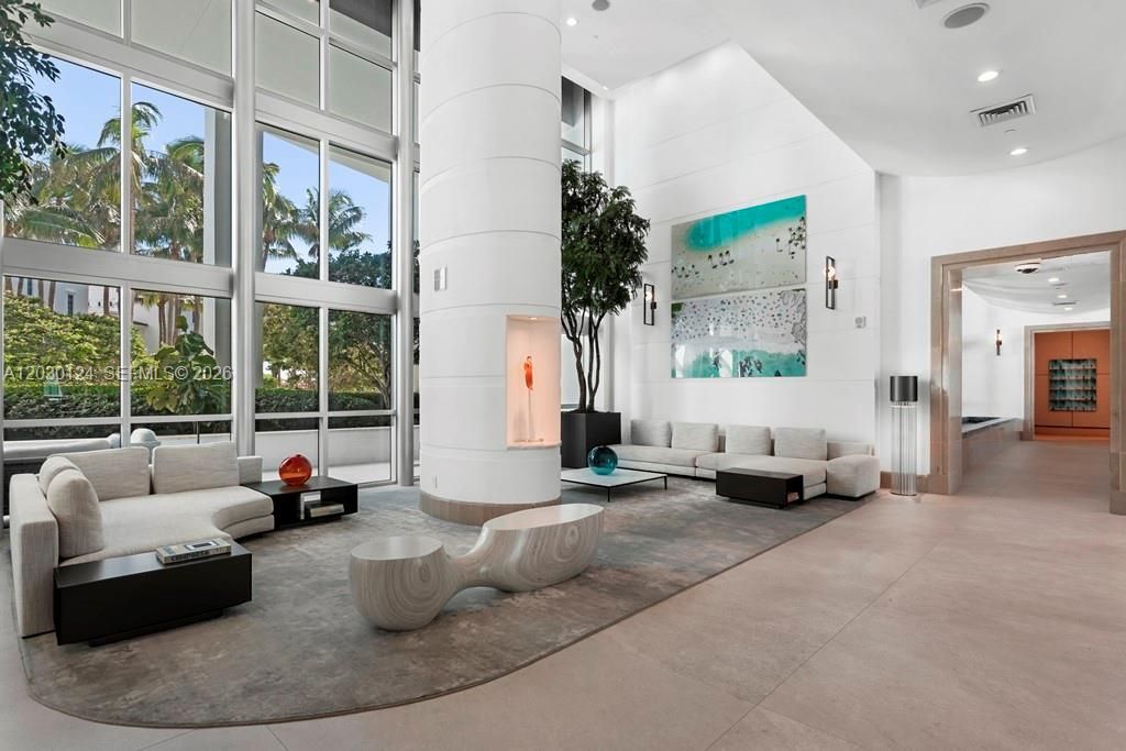 Active With Contract: $26,000 (3 beds, 3 baths, 2959 Square Feet)