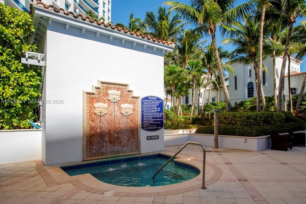 Active With Contract: $26,000 (3 beds, 3 baths, 2959 Square Feet)