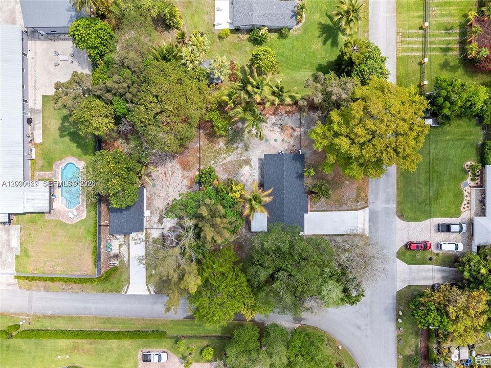 For Rent: $6,000 (3 beds, 2 baths, 2196 Square Feet)