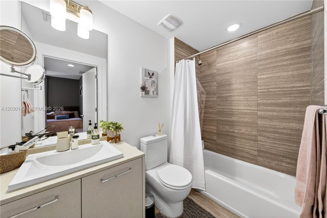 For Sale: $1,540,000 (3 beds, 3 baths, 1778 Square Feet)