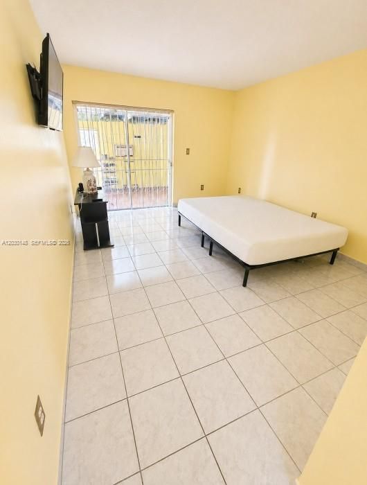 For Sale: $560,000 (3 beds, 2 baths, 1224 Square Feet)