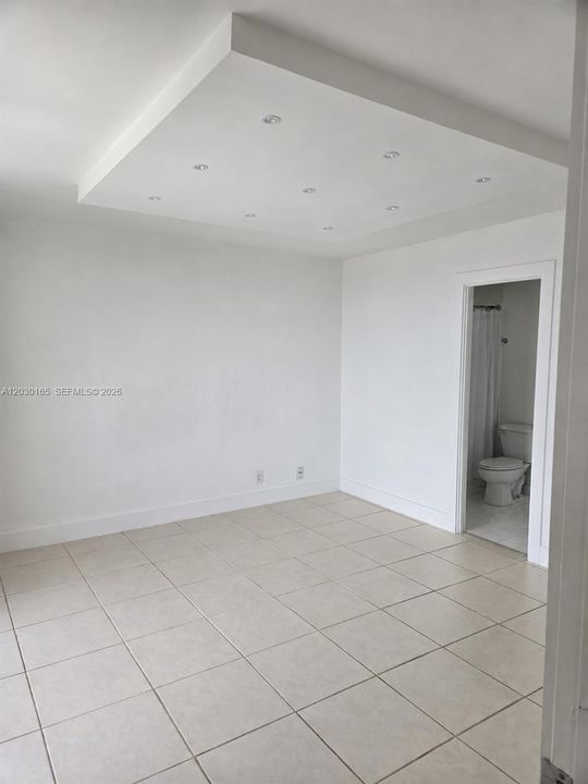 В аренду: $1,750 (1 спален, 1 ванн, 718 Квадратных фут)