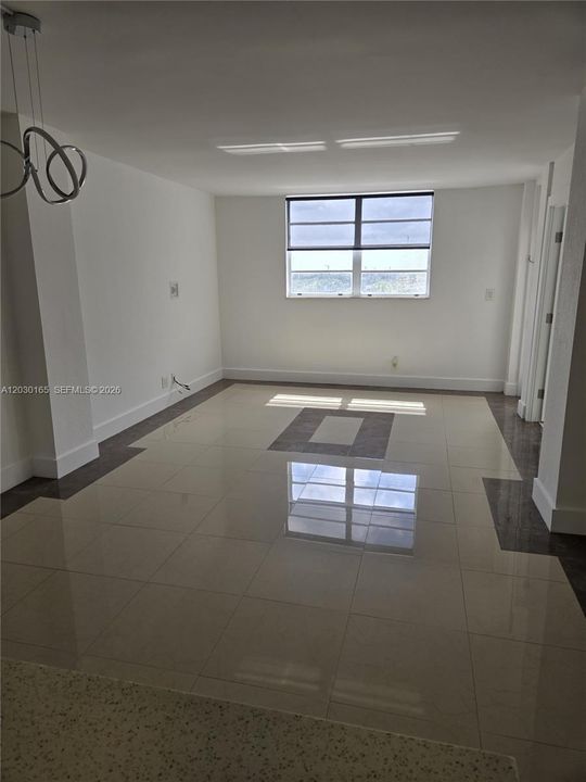 В аренду: $1,750 (1 спален, 1 ванн, 718 Квадратных фут)