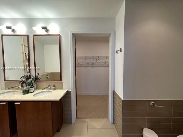 For Sale: $525,000 (2 beds, 2 baths, 1237 Square Feet)