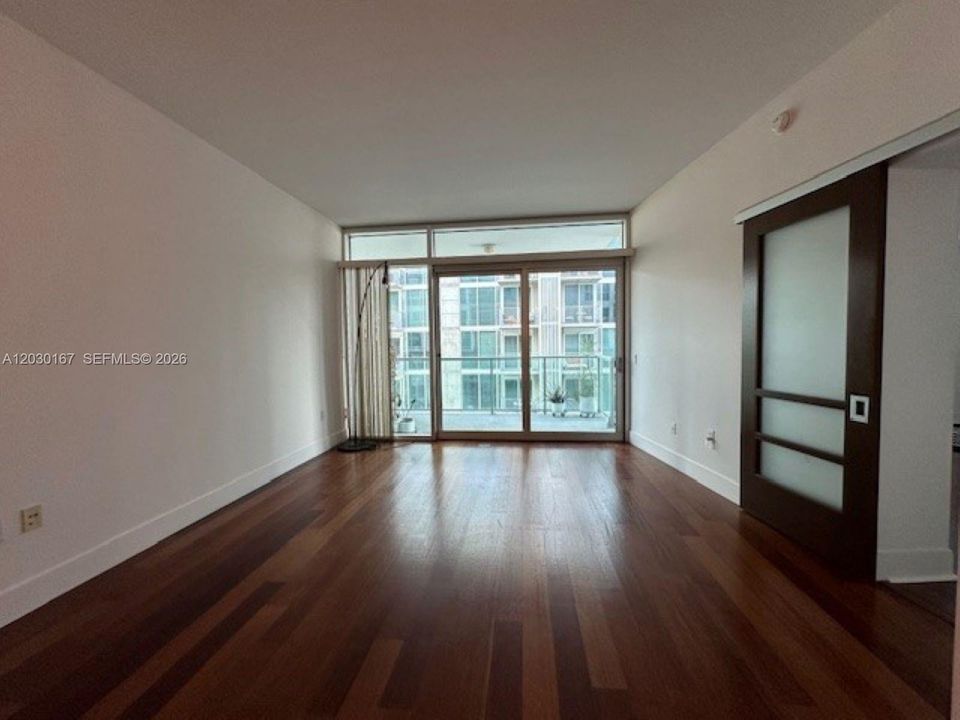 For Sale: $525,000 (2 beds, 2 baths, 1237 Square Feet)