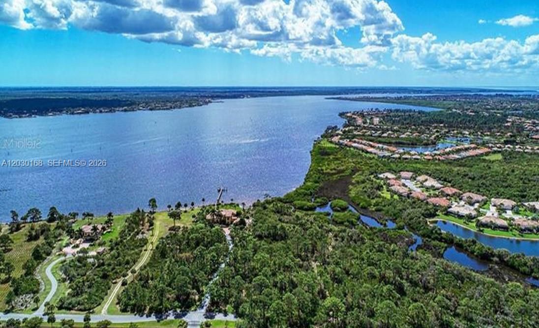 En Venta: $79,900 (0.24 acres)