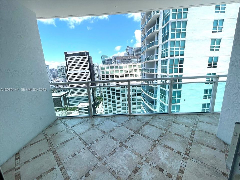 For Rent: $3,300 (1 beds, 1 baths, 774 Square Feet)
