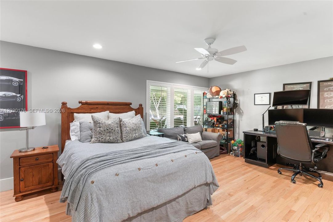 For Sale: $5,750,000 (5 beds, 5 baths, 4486 Square Feet)