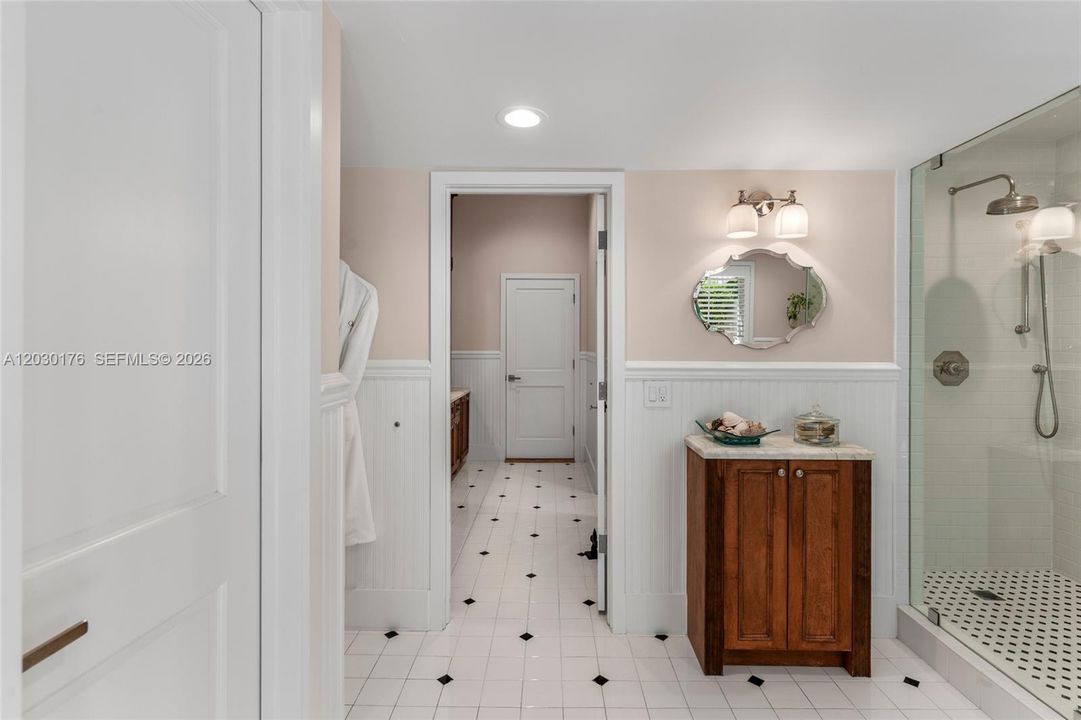 For Sale: $5,750,000 (5 beds, 5 baths, 4486 Square Feet)