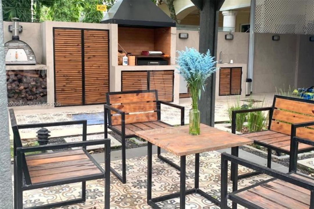 For Sale: $5,500,000 (0 beds, 0 baths, 21818 Square Feet)