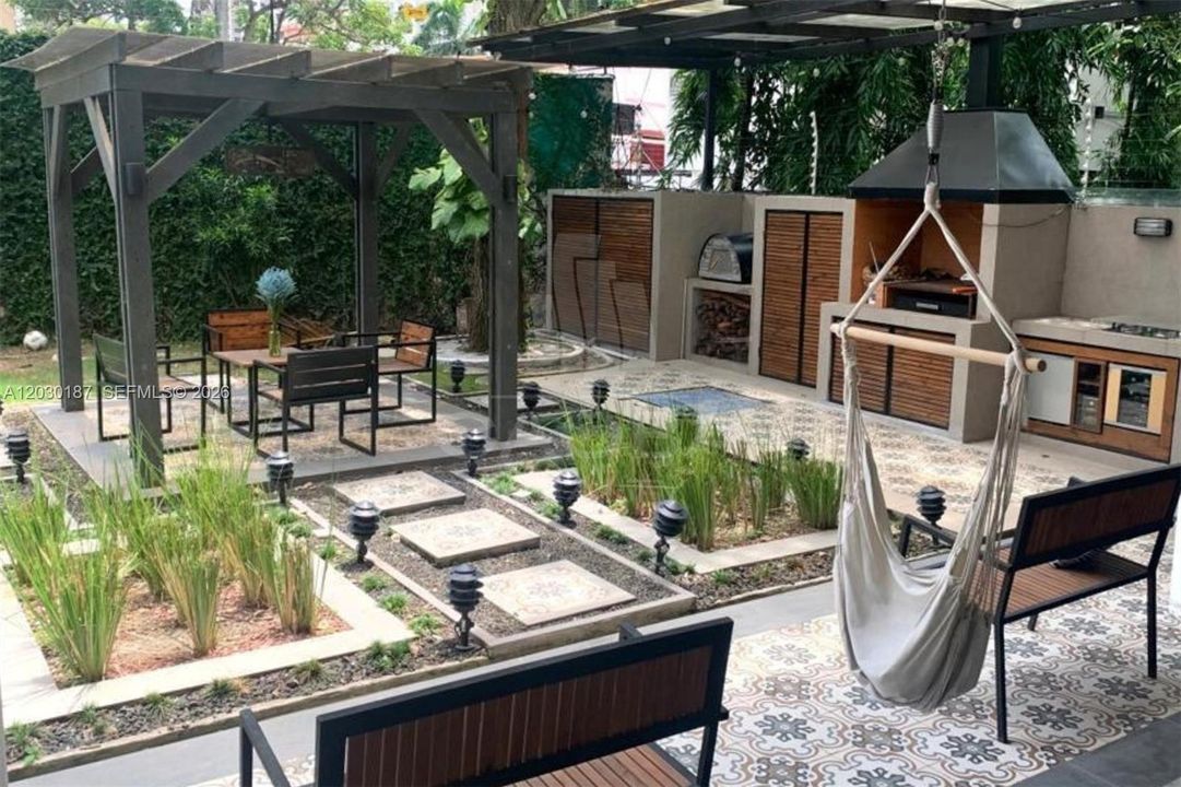 For Sale: $5,500,000 (0 beds, 0 baths, 21818 Square Feet)