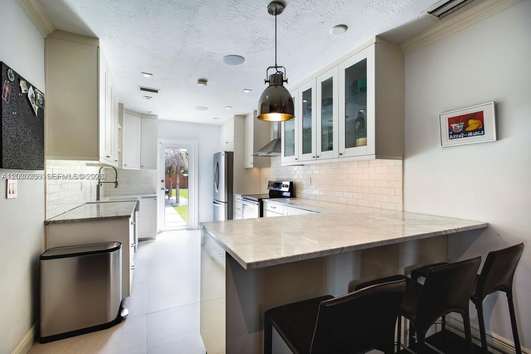 En Venta: $850,000 (2 camas, 2 baños, 1304 Pies cuadrados)