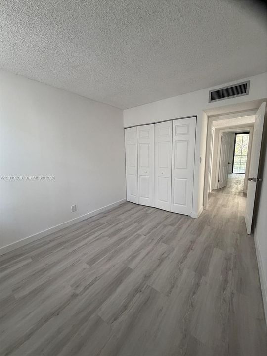 For Rent: $3,000 (3 beds, 2 baths, 1380 Square Feet)