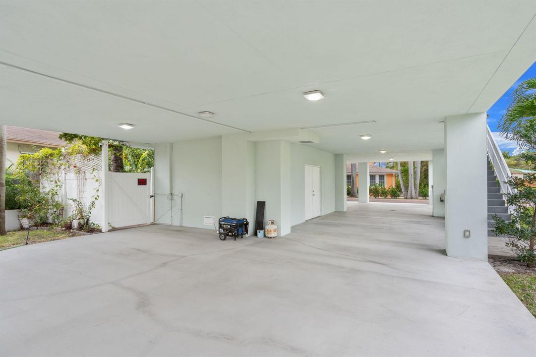 43-web-or-mls-2510 Lake Dr N, Boynton Be