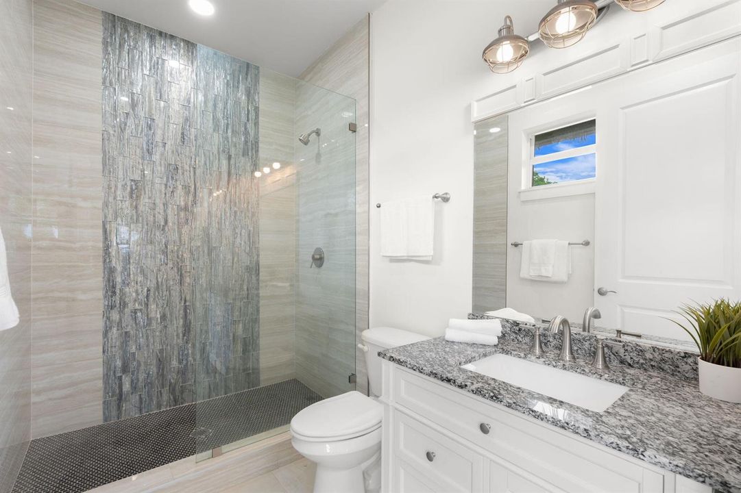 39-web-or-mls-2510 Lake Dr N, Boynton Be