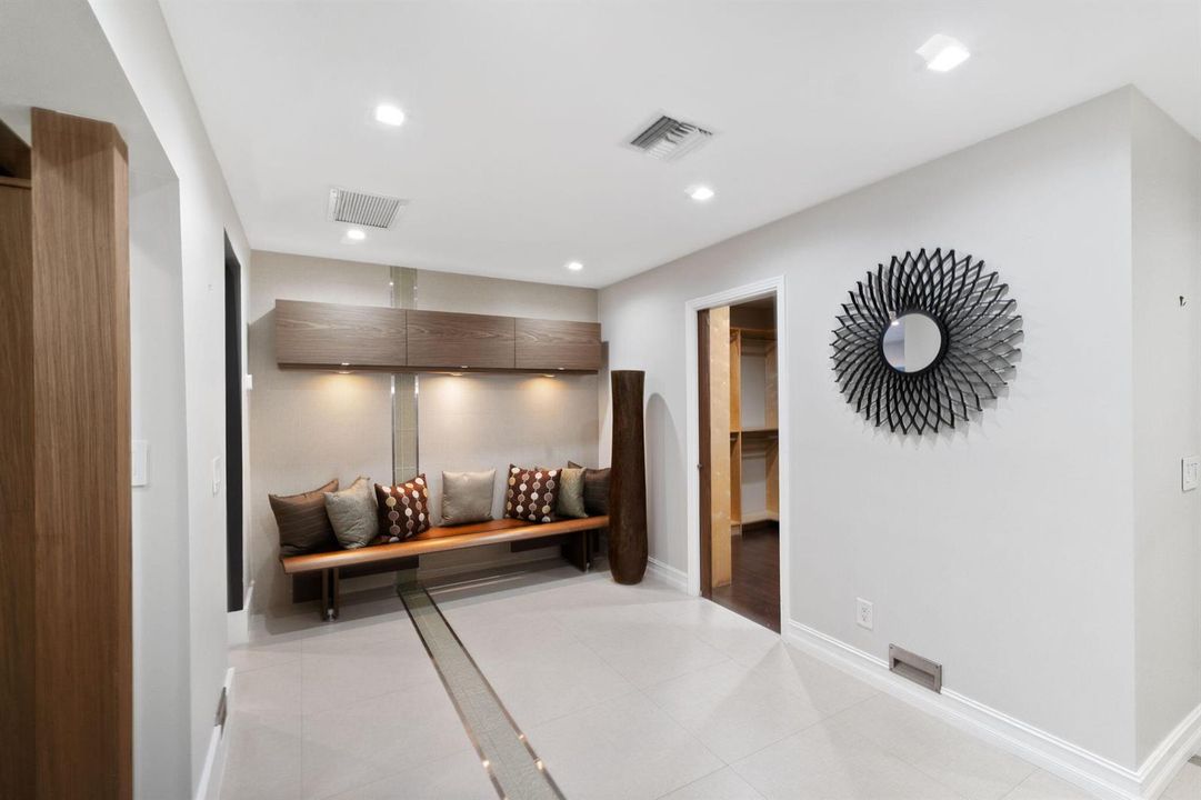 primary bathroom sitting area