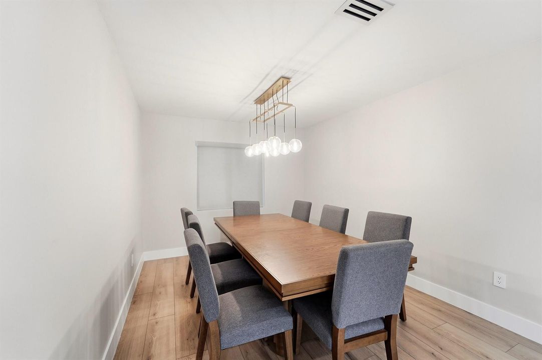 07_dining area