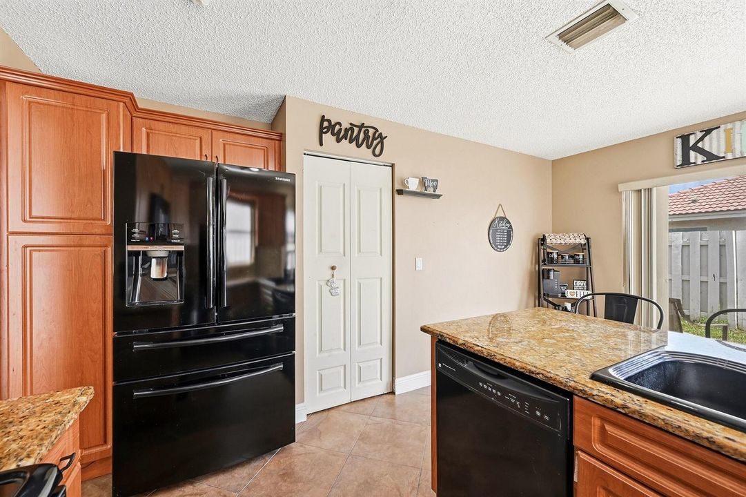 12_kitchen