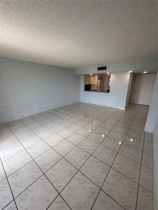 En Renta: $2,300 (2 camas, 2 baños, 1030 Pies cuadrados)