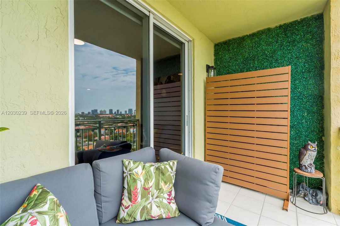 For Rent: $2,650 (1 beds, 1 baths, 605 Square Feet)
