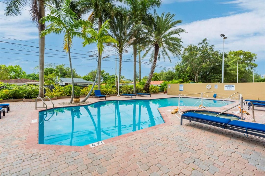 For Rent: $2,650 (1 beds, 1 baths, 605 Square Feet)
