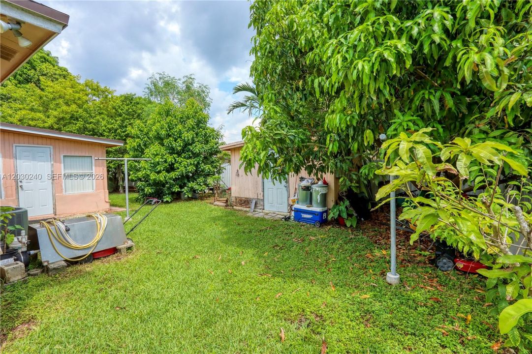 En Venta: $530,000 (4 camas, 2 baños, 2127 Pies cuadrados)