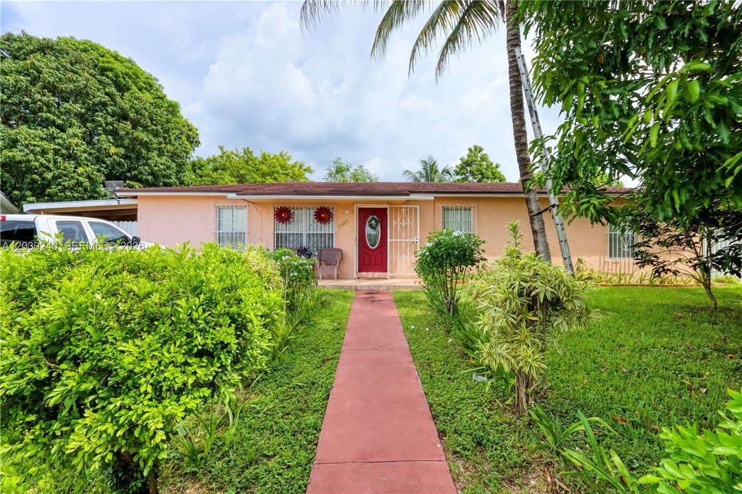 En Venta: $530,000 (4 camas, 2 baños, 2127 Pies cuadrados)