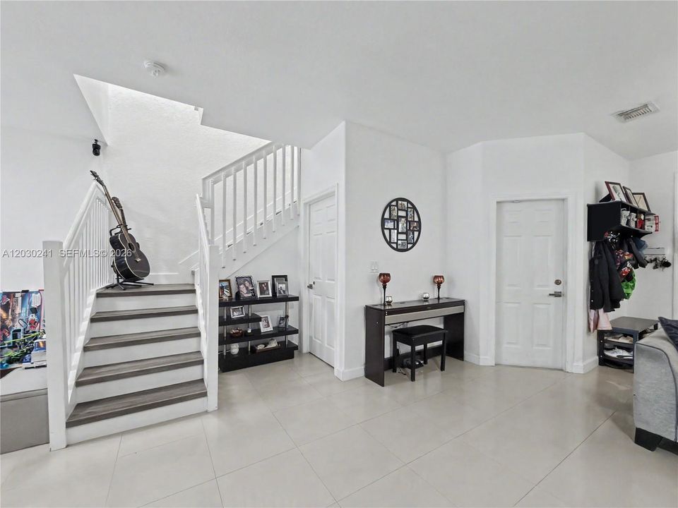 En Venta: $580,000 (3 camas, 2 baños, 1531 Pies cuadrados)