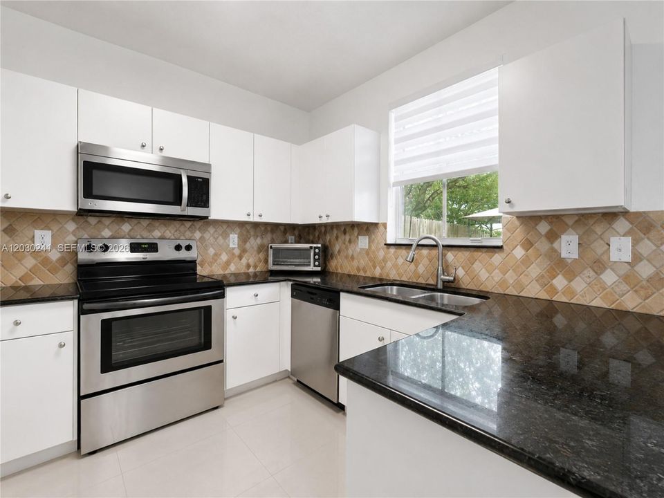 En Venta: $580,000 (3 camas, 2 baños, 1531 Pies cuadrados)