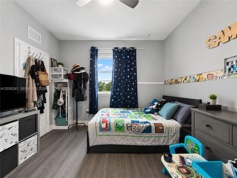En Venta: $580,000 (3 camas, 2 baños, 1531 Pies cuadrados)