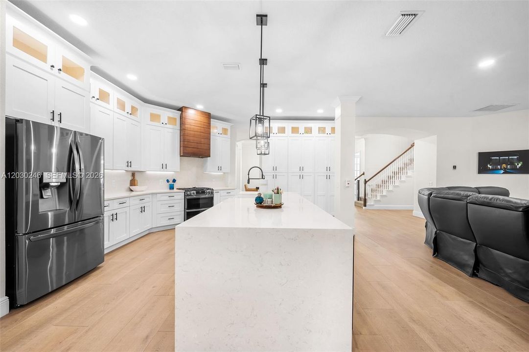 For Sale: $1,699,995 (4 beds, 4 baths, 4025 Square Feet)