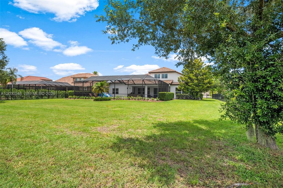 For Sale: $1,699,995 (4 beds, 4 baths, 4025 Square Feet)