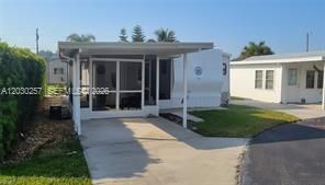 На продажу: $85,900 (122 кв.фт.)
