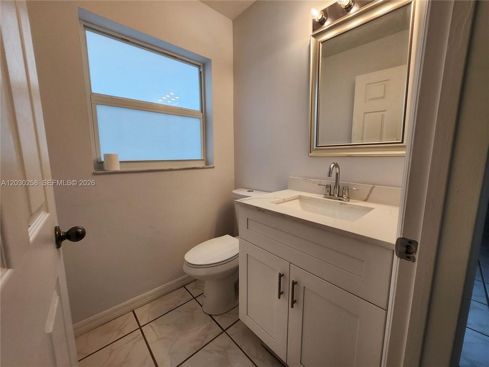 For Rent: $3,200 (3 beds, 2 baths, 1808 Square Feet)