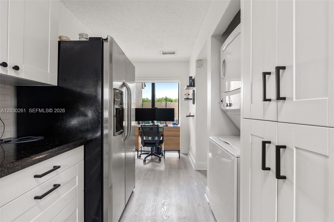 For Sale: $499,999 (2 beds, 2 baths, 1582 Square Feet)