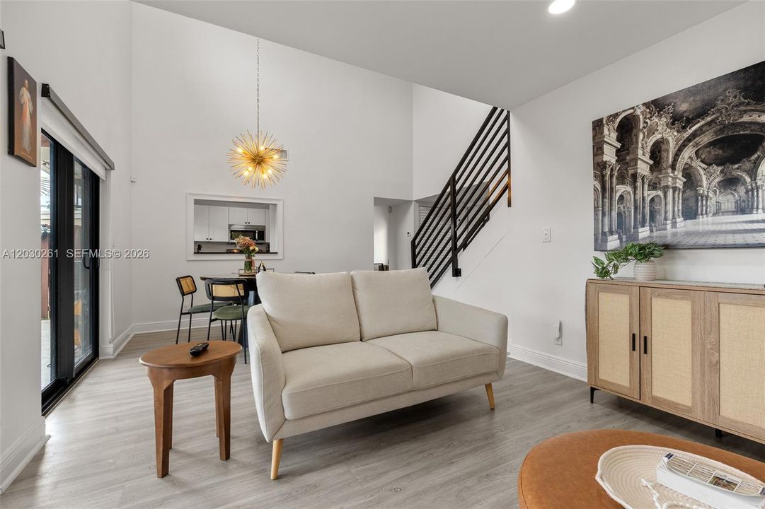 For Sale: $499,999 (2 beds, 2 baths, 1582 Square Feet)
