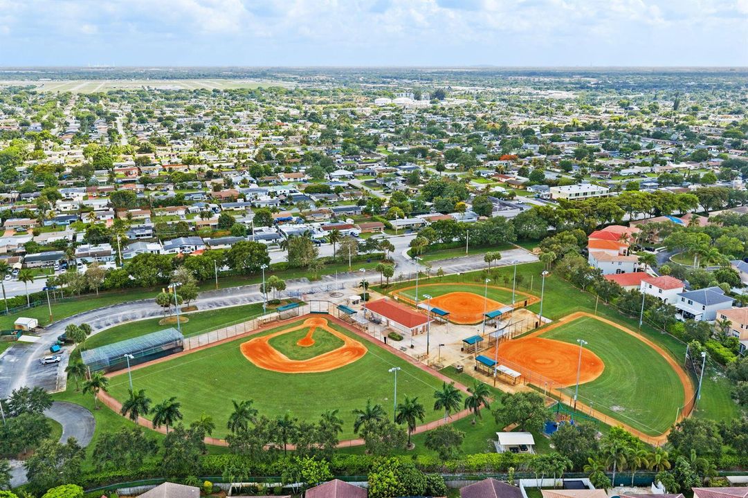 44-web-or-mls-2110-nw-75th-way