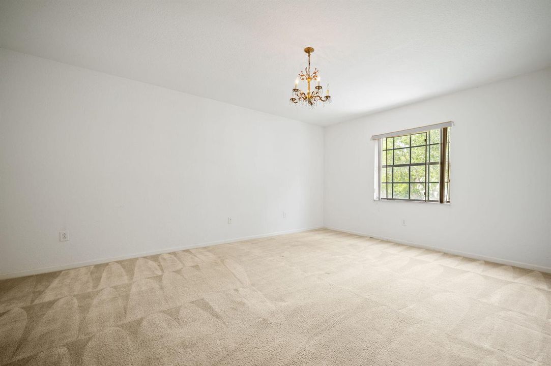15-web-or-mls-2110-nw-75th-way