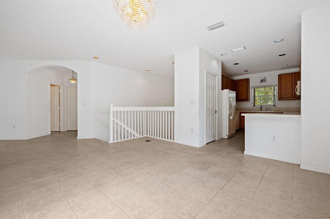 9-web-or-mls-2110-nw-75th-way