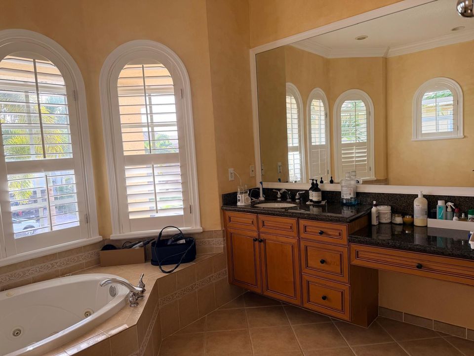 Master-Bath