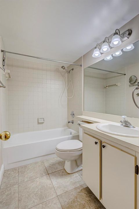GUESY BATH