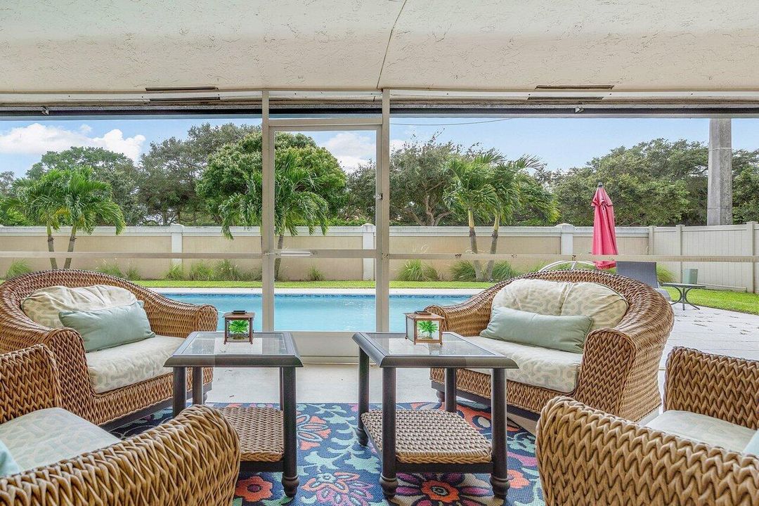 029-12898BucklandStreet-Wellington-FL-33