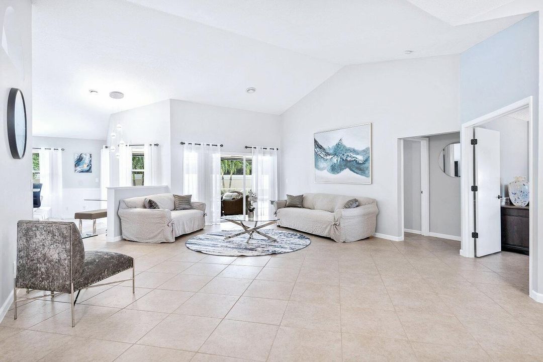 008-12898BucklandStreet-Wellington-FL-33