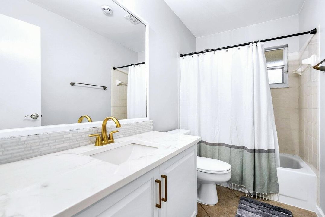 021-12898BucklandStreet-Wellington-FL-33