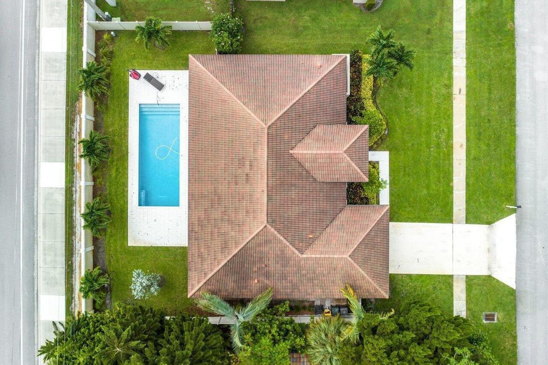 033-12898BucklandStreet-Wellington-FL-33