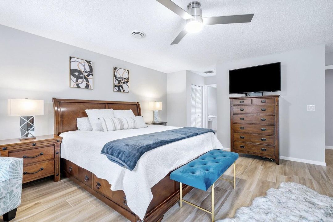 026-12898BucklandStreet-Wellington-FL-33