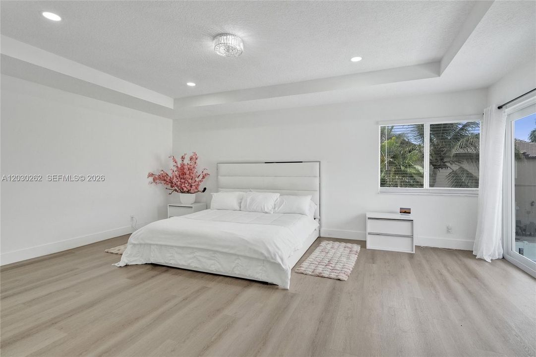 For Sale: $1,149,999 (5 beds, 4 baths, 3622 Square Feet)