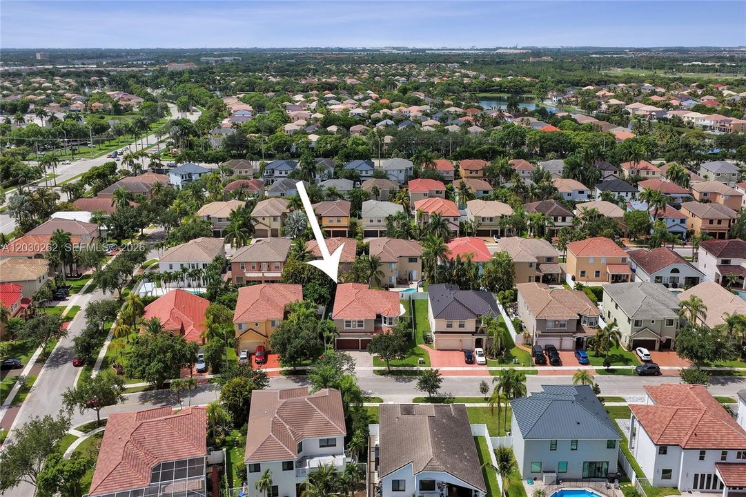 For Sale: $1,149,999 (5 beds, 4 baths, 3622 Square Feet)
