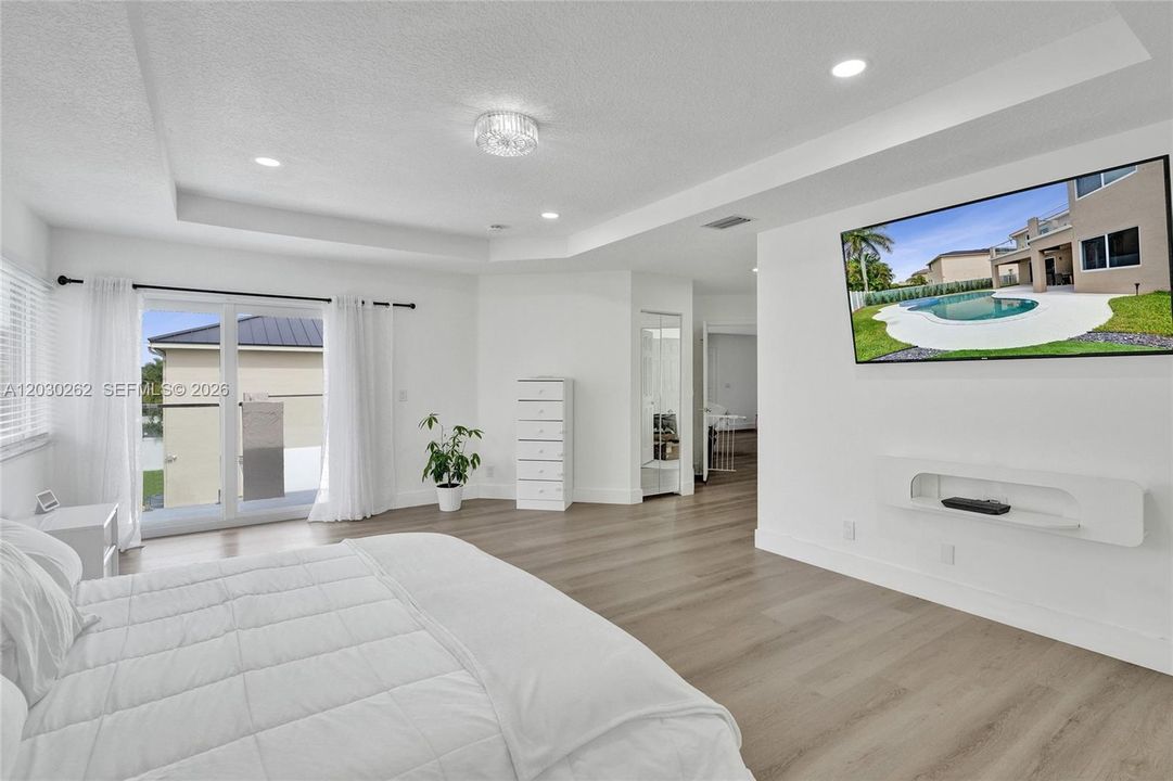 For Sale: $1,149,999 (5 beds, 4 baths, 3622 Square Feet)
